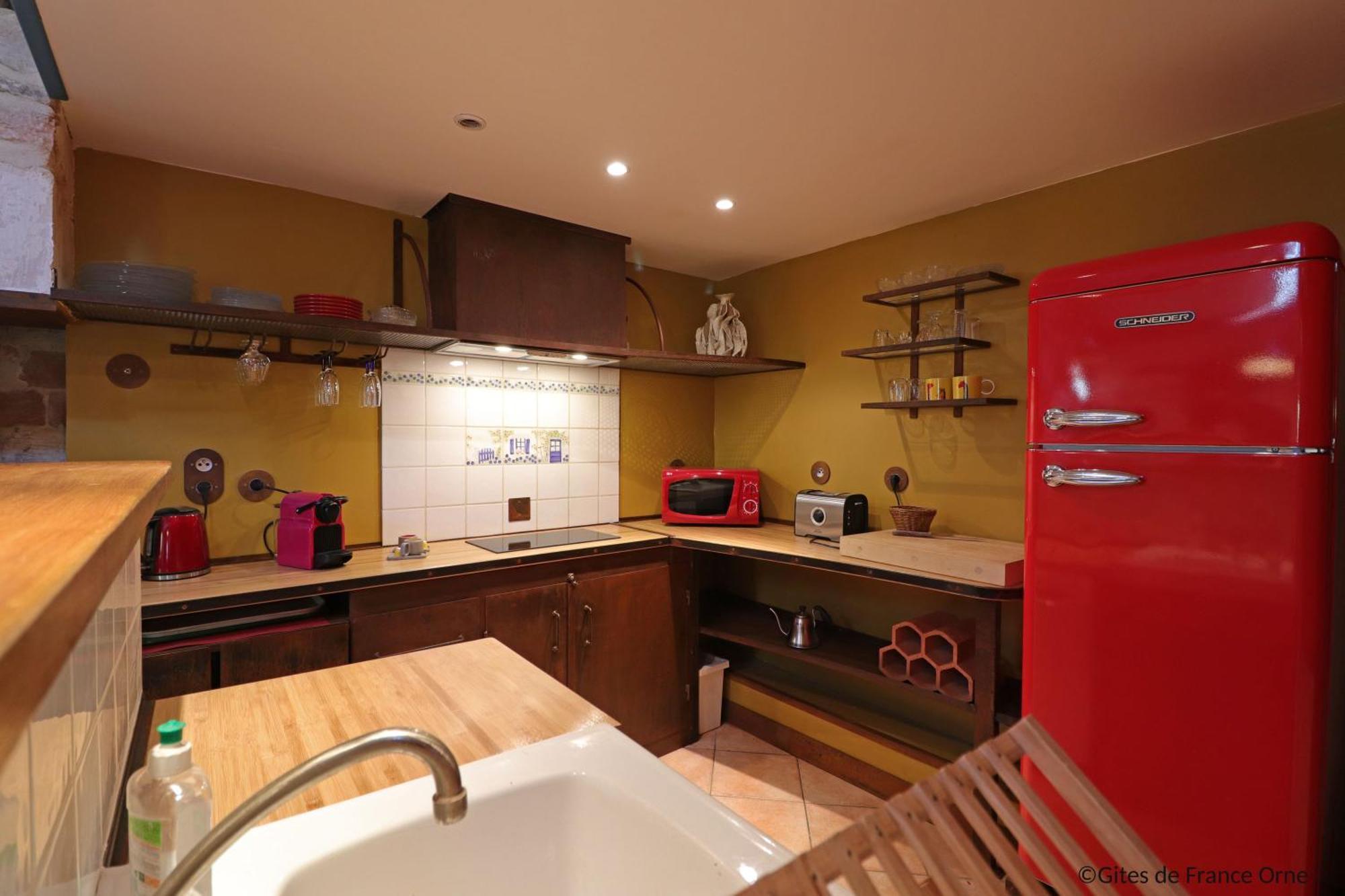 Bed and Breakfast La Cage Aux Oiseaux La Lande-de-Goult Esterno foto