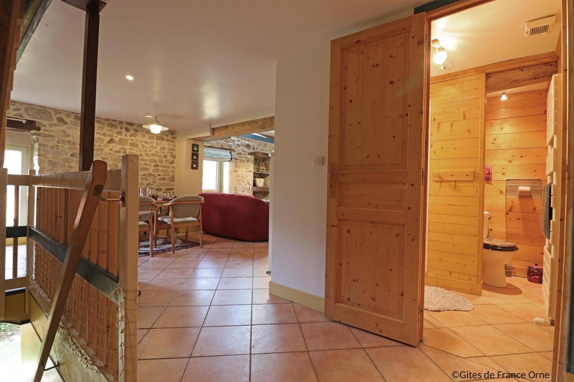 Bed and Breakfast La Cage Aux Oiseaux La Lande-de-Goult Esterno foto