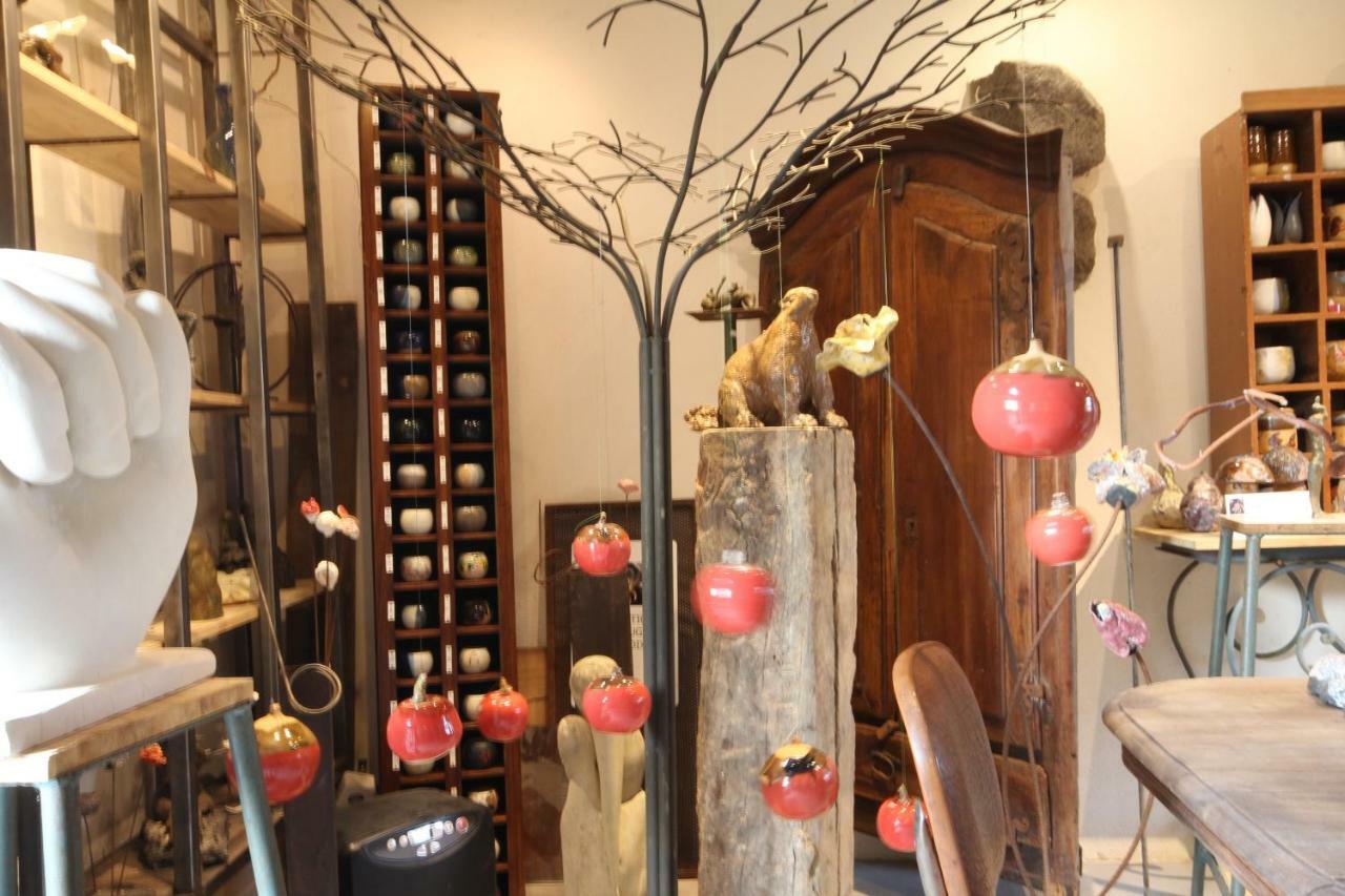 Bed and Breakfast La Cage Aux Oiseaux La Lande-de-Goult Esterno foto